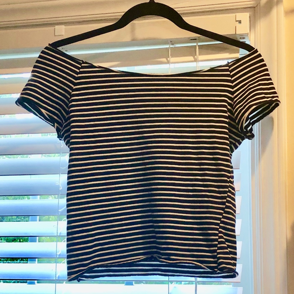 Brandy Melville crop top